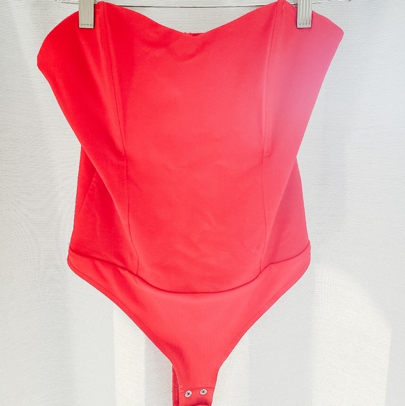 Strapless bodysuit - Picture 1 of 2